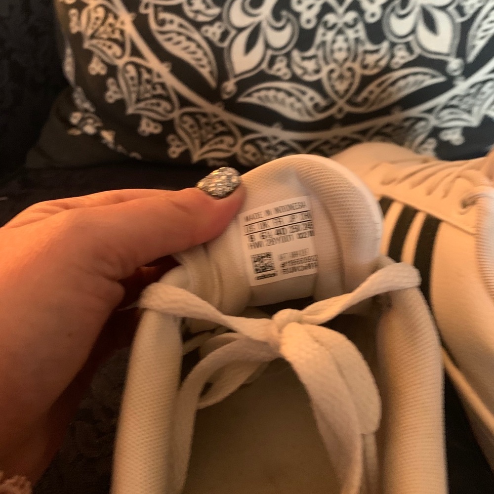 Adidas trainers - Picture 3 of 4